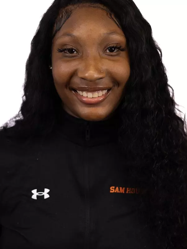 Jatoyria Barnes 2025 head shot