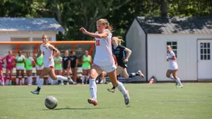 Hannah Bolin dribbles downfield against UTEP