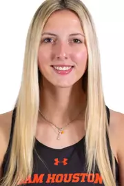 Lexi Higgins 2026 beach head shot