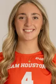 Chloe Monson 2025 head shot