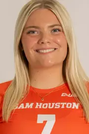 Carleigh Schluter 2025 head shot