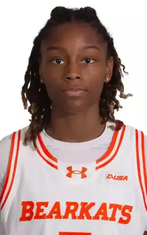 Kaylie Carr 2026 head shot