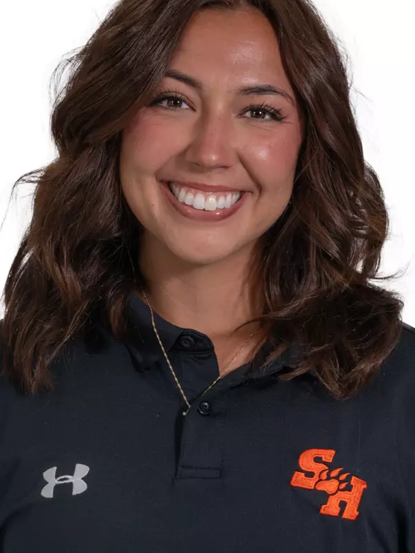 Julia Crofut 2026 head shot