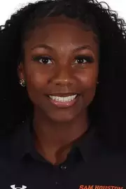 Aleah Washington 2026 head shots