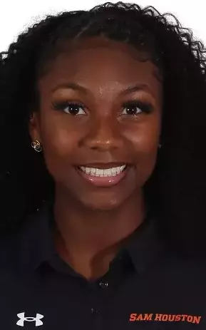 Aleah Washington 2026 head shots