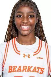 Hannah Wallace 2026-27 Head Shot