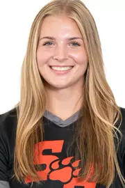 Carlee Bubela 2027 head shot
