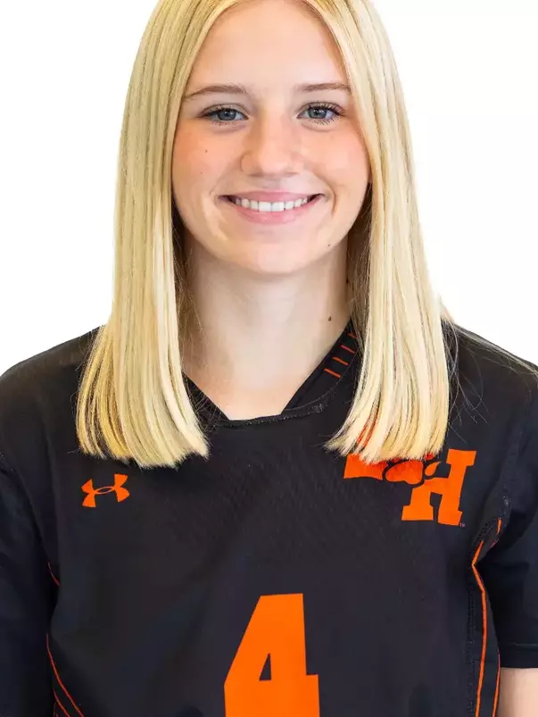 Sara Benton 2026 head shot