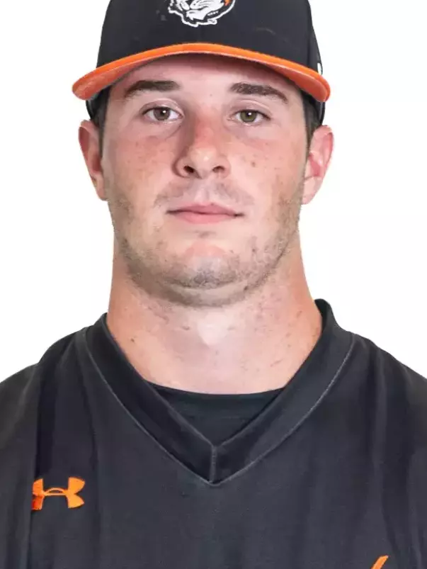 Tate Hickman 2027 head shot