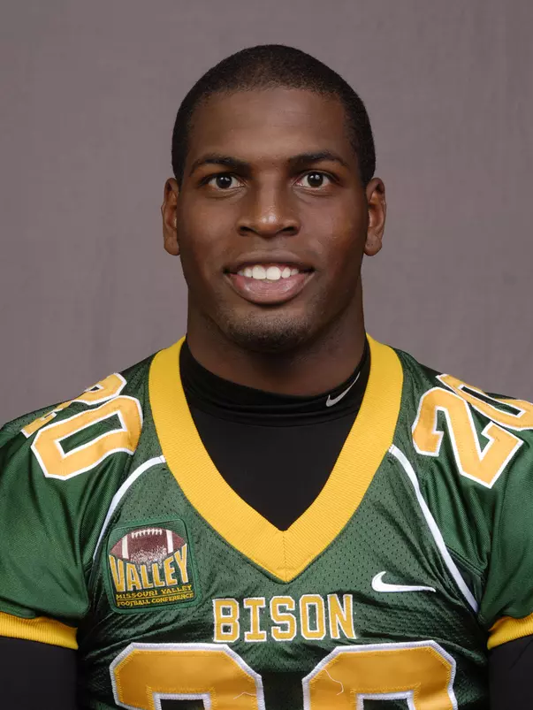 Lorenzo Riley
