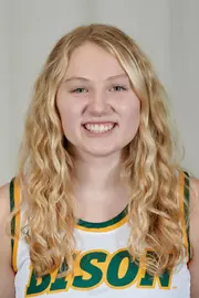 Dague_Ellie_2122_Headshot_Cropped