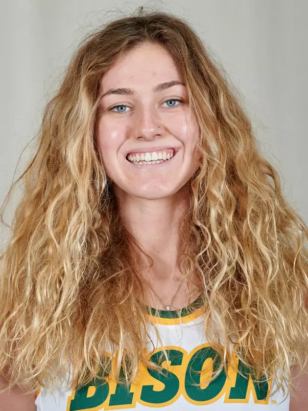 Deaton_Kadie_2122_Headshot_Cropped