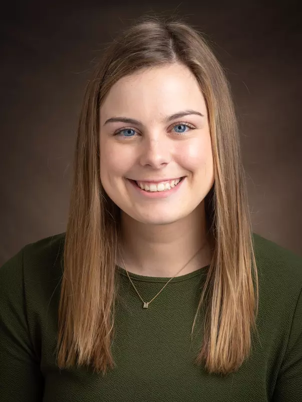 Schuelke Mackayla 2122 Headshot