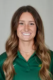 Geolat_Lexi_2122_Headshot_Cropped