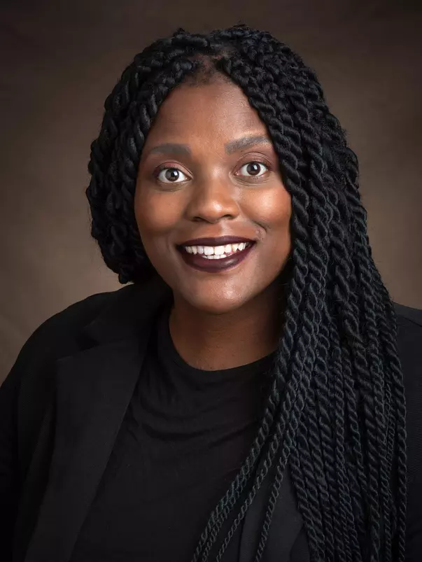 2021 Sandra Abston Headshot