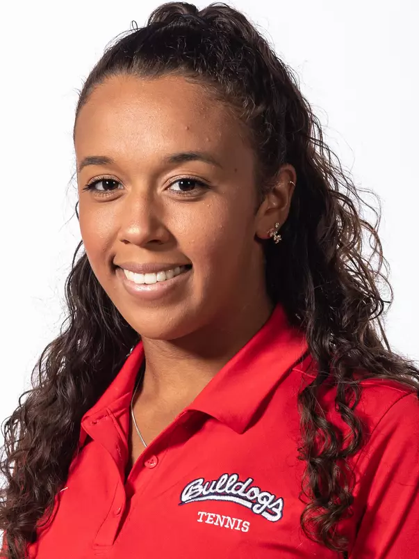 Georgia Lawson headshot