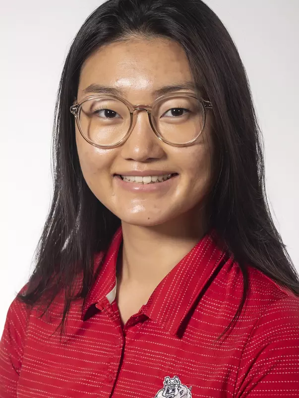 yun, jinyoung headshot