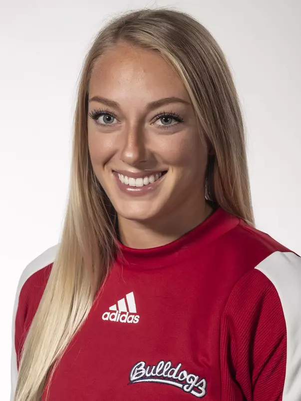 wood, chloe headshot