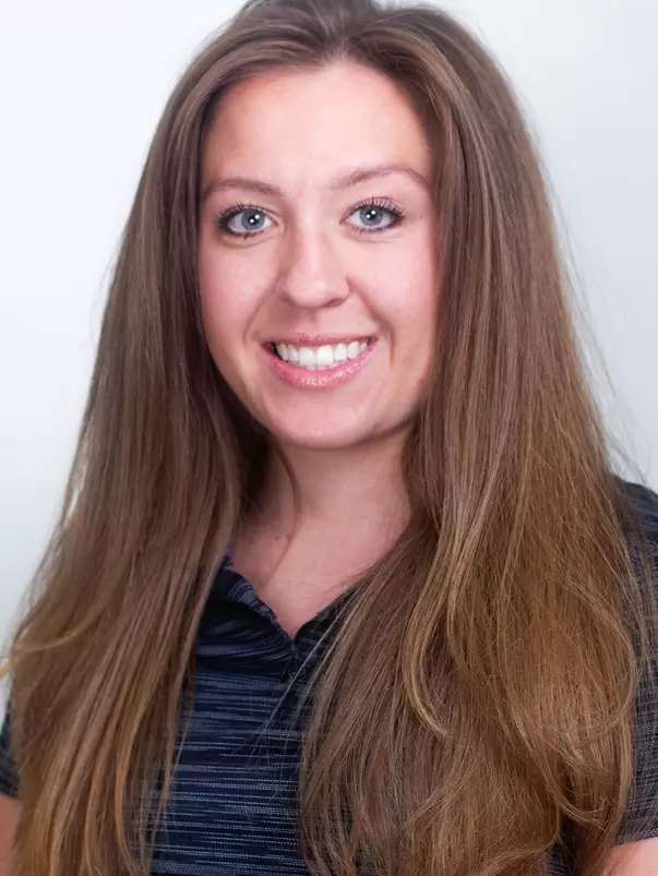 Tara Tralewski, headshot