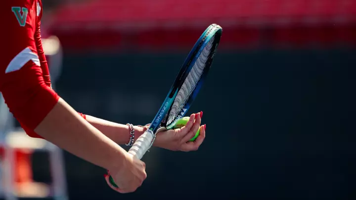 tennis racket