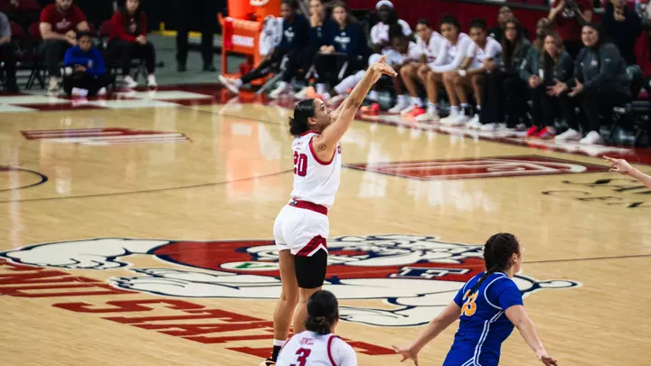 Indiya Clarke shot attempt