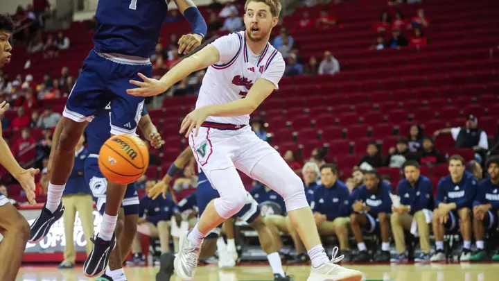 Jake Heidbreder pass