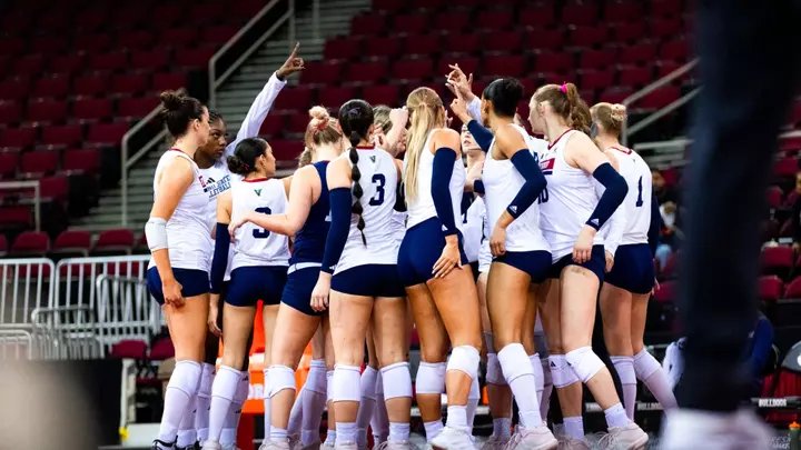 VB huddle