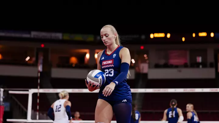 Jenna Legault Serving