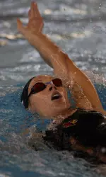 Women's Swimming Second Behind Florida after Day 1 at SMU Classic