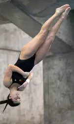 Women's Swimming Stand in Fifth After First Day at SMU Classic