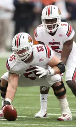 Benavides Named Finalist for Rimington Award