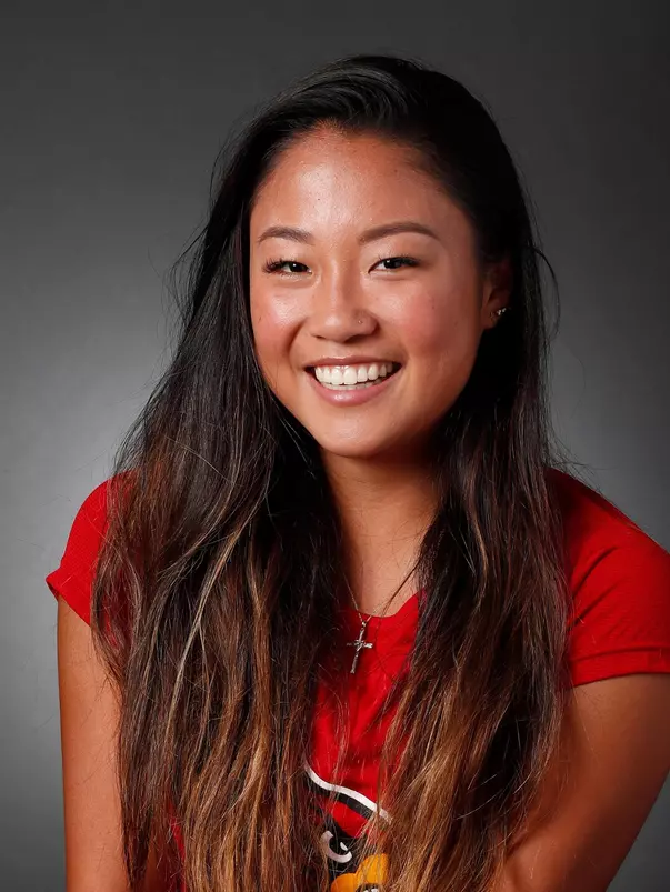 diana_wong_headshot_18_19