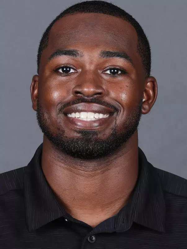 Miles Ellis Headshot