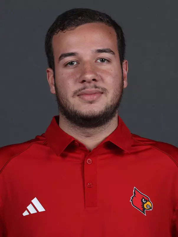 Henrique Rios headshot 23