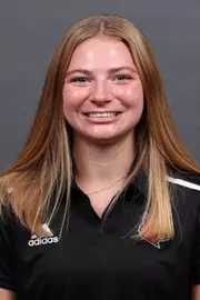 Ava Tominack Headshot