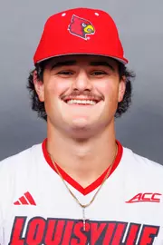 Tague Davis headshot 25