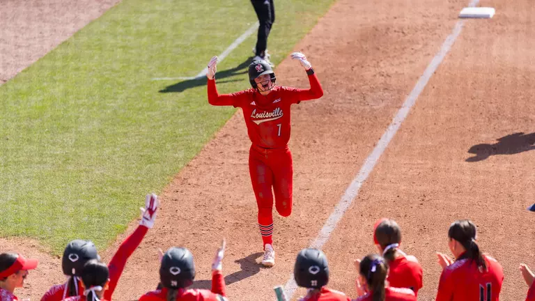 Louisville Grabs Two Wins in Final Day of Carolina Classic