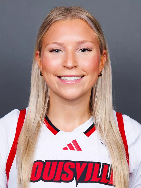 Reagan Bender Head Shot