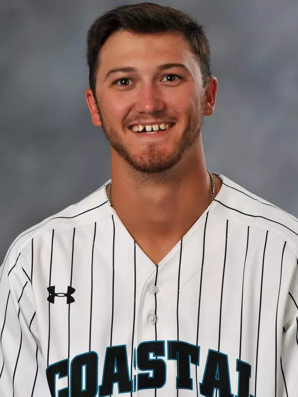 Bobby Holmes 2018 head shot
