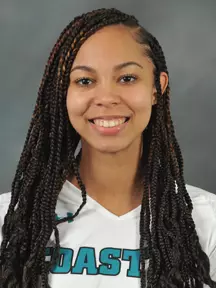 Kyla Manning headshot 2019