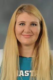 2020-21 Headshot of Bailey Lewis