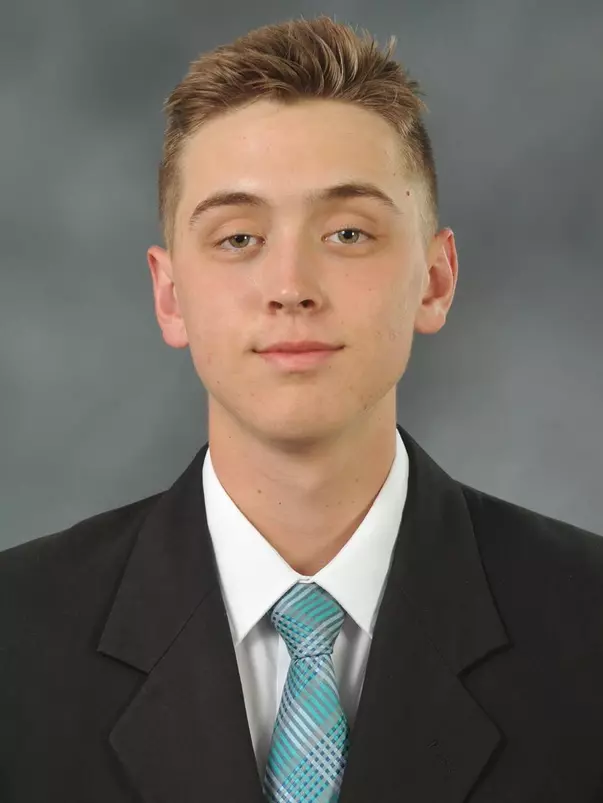 Aaron Combs 2021 headshot