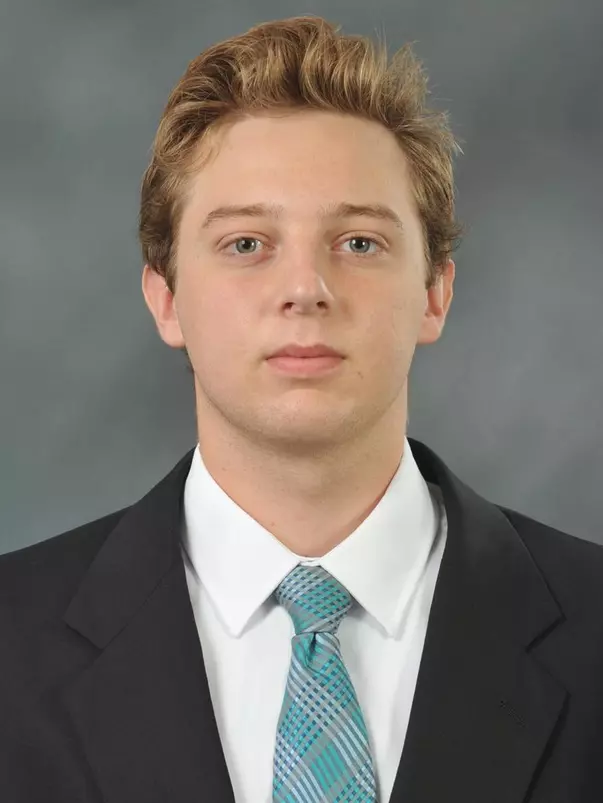 Riley Eikhoff 2021 headshot