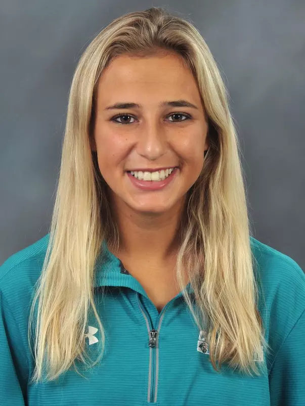 Marisa Munson 2021 headshot