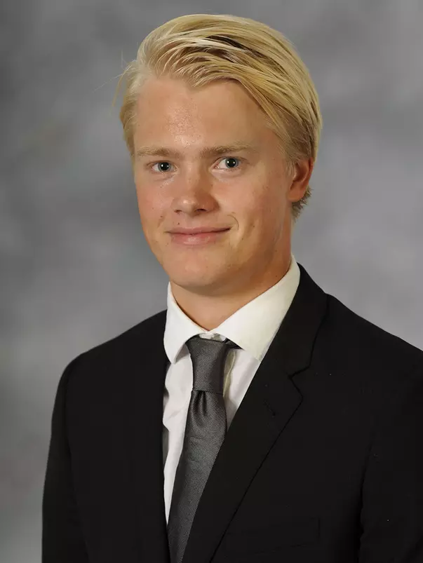 Ollie Widegren 2014-15 headshot