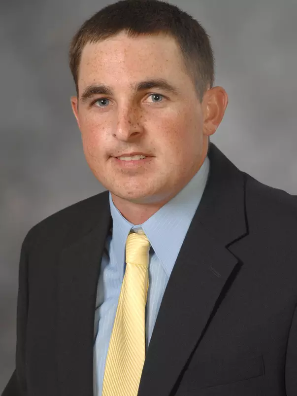 Steve Delmar 2010-11 headshot