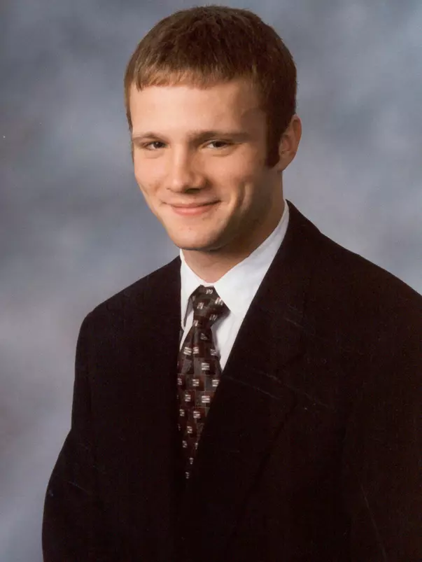 Travis Dannelly 2003 headshot