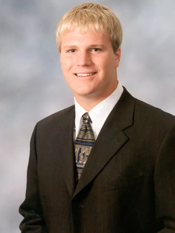 Cortney Furr 2003 headshot