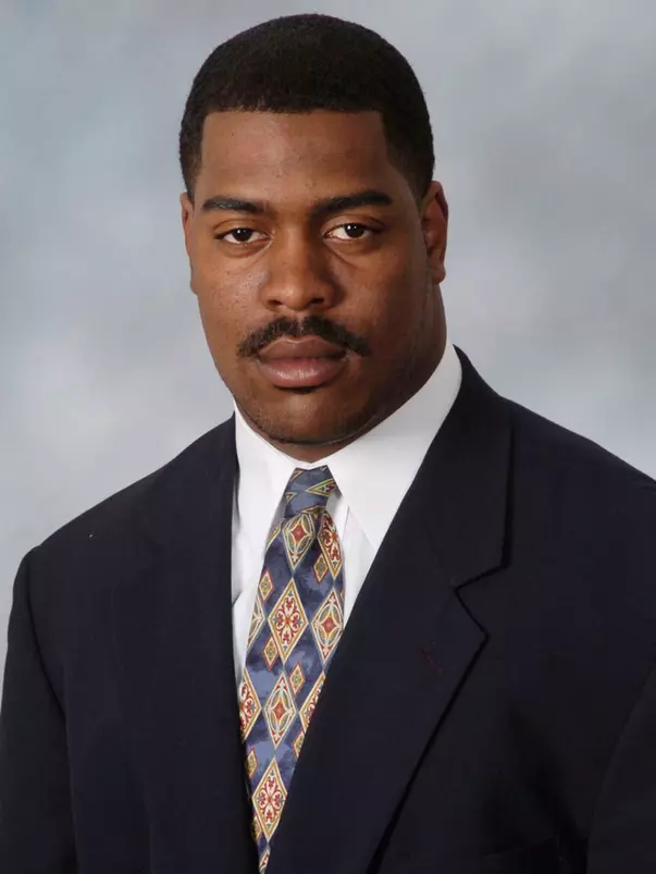 Ryan Lowery 2005 headshot