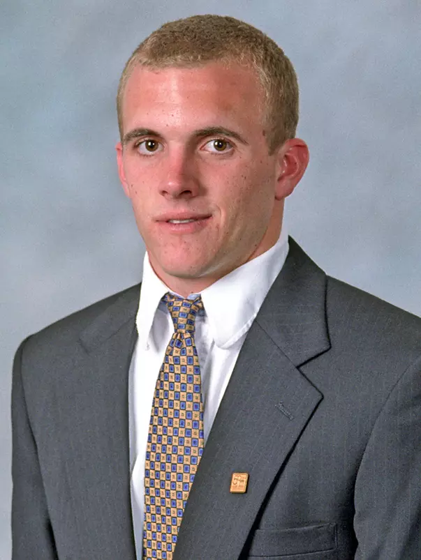 Ren McKinnon 2004 headshot